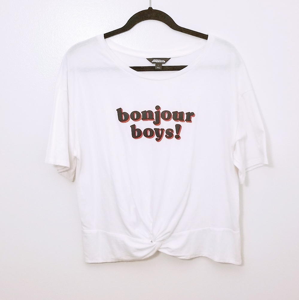 🎁NWOT🔷️Front Knot🔷️Crop Top🔷️